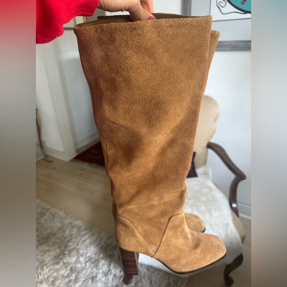 Suede Heeled Boots - Tan